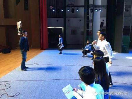 图3 于书记的指导