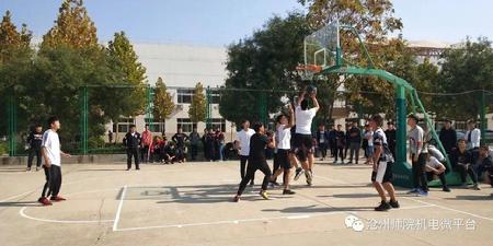 图3 勇争先锋